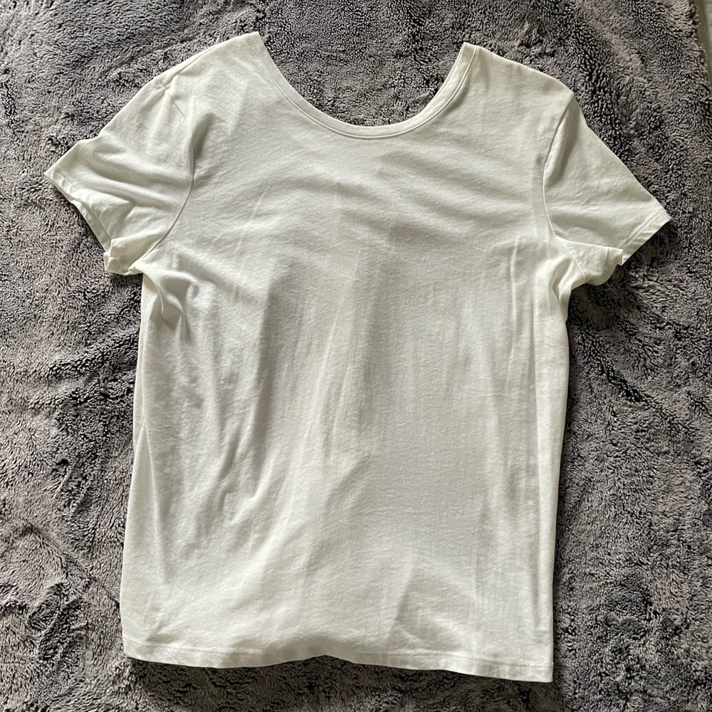 Super Soft Victoria’s Secret Discontinued Work Out Top ☁️